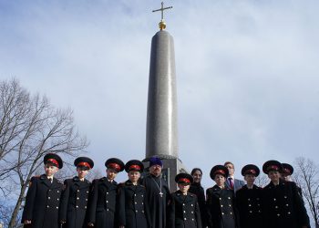 Петербургские суворовцы за возрождение традиций Семеновского полка