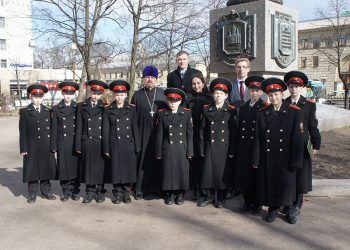 Петербургские суворовцы за возрождение традиций Семеновского полка