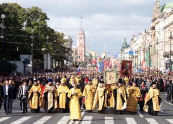 12 сентября 2018 года состоялся крестный ход в честь дня перенесения мощей Александра Невского