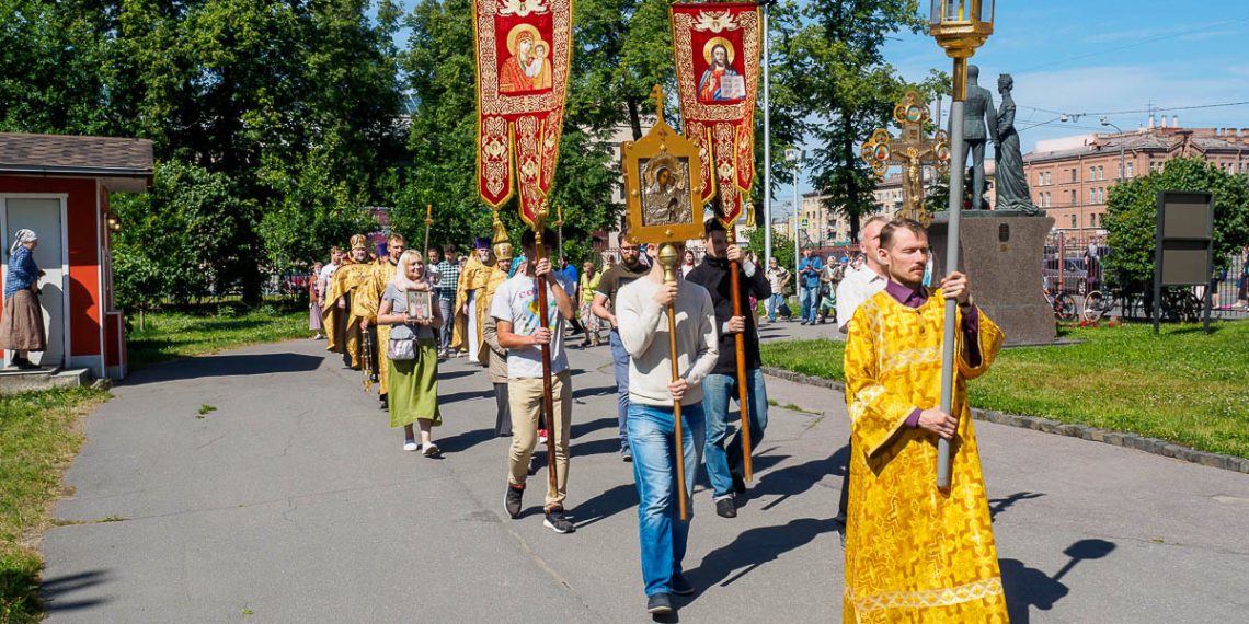 Крестный ход трезвенников памяти отца Александра Рождественского