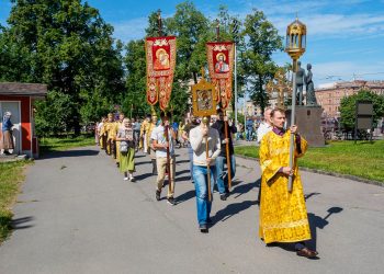 Крестный ход трезвенников памяти отца Александра Рождественского