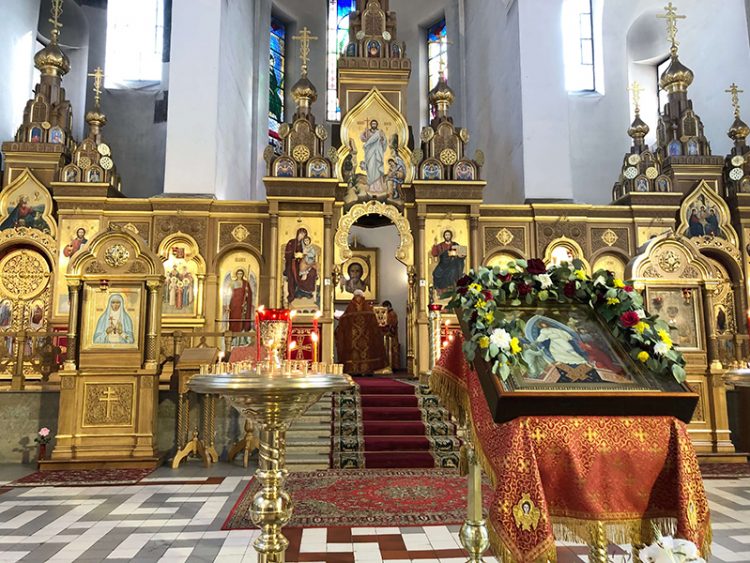 Двойной праздник Победы над смертью