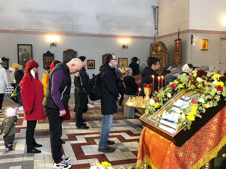 Двойной праздник Победы над смертью