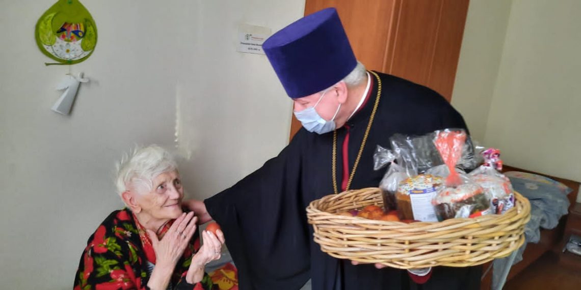 Христос Воскресе из мертвых, смертию смерть поправ