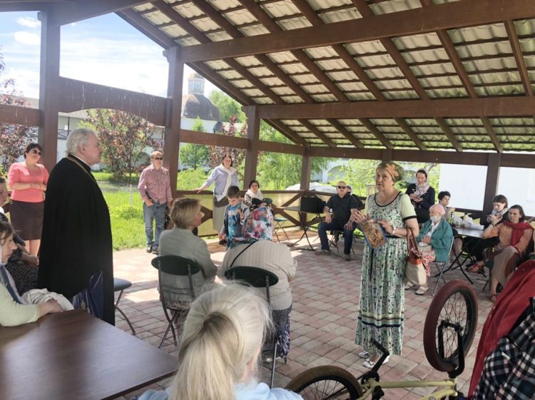 Паломническая поездка в Тихвинский и Антониево-Дымский монастыри