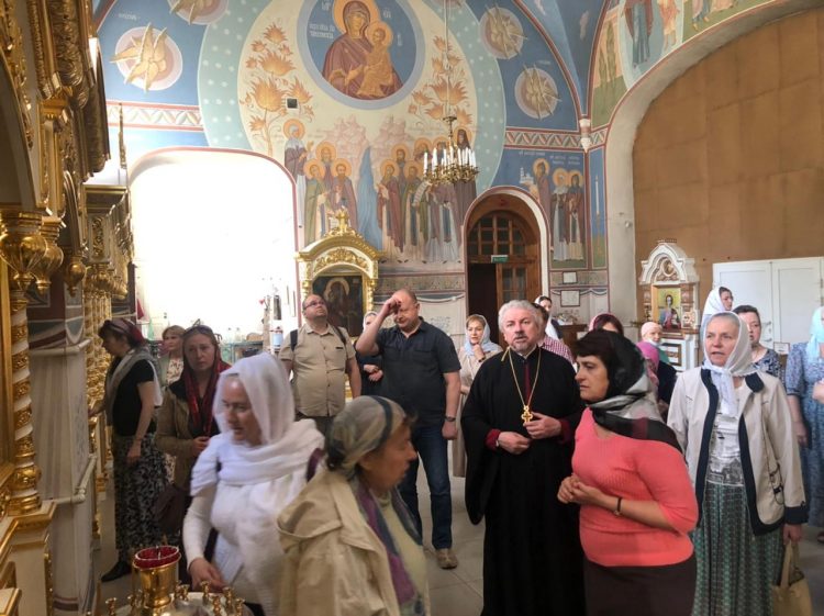 Паломническая поездка в Тихвинский и Антониево-Дымский монастыри