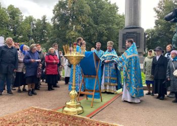 Памятная Божественная Литургия в День Российской гвардии