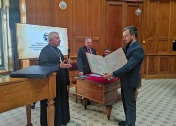 Протоиерей Михаил Погиблов выступил на представлении книги в библиотеке Генштаба