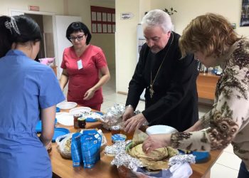 Согревать душевным теплом тех, кто нуждается – дело настоящей общины