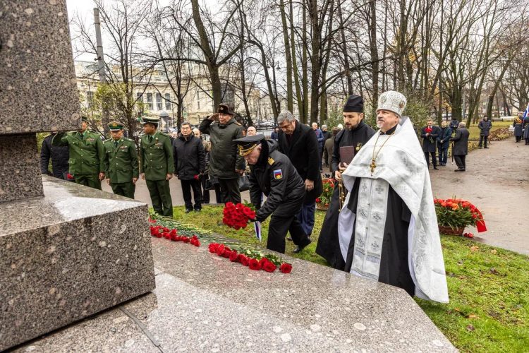 XII международные Волконские чтения начались с молитвы в Введенском саду