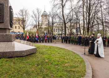 XII международные Волконские чтения начались с молитвы в Введенском саду