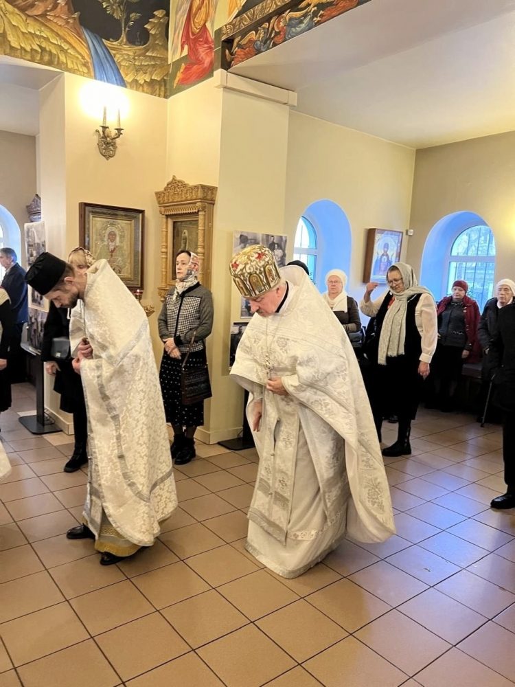 Собор Архистратига Михаила и прочих Небесных Сил бесплотных